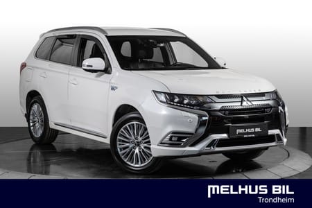 Mitsubishi Outlander PHEV Intense –AWD|Skinn|CarPlay|Adaptiv Cruise|Hengerfeste