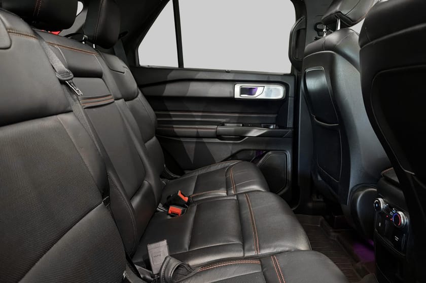 Bild 5 av Ford Explorer Plug-In Hybrid 457hk AWD ST-Line 7-sits P-Värm