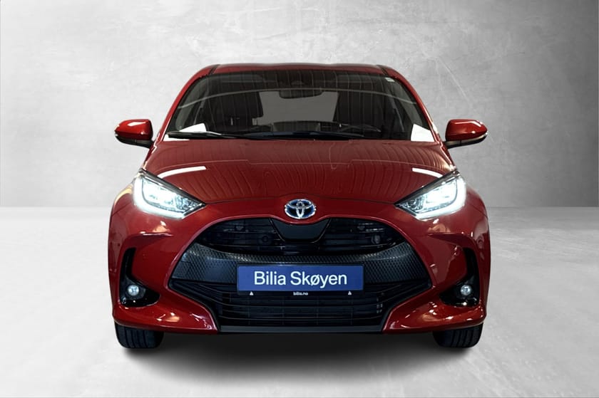 Bilde 2 av Toyota Yaris Hybrid Active Tech, Adp-Cruise, Rattvarme, Ryggekamera, Navi
