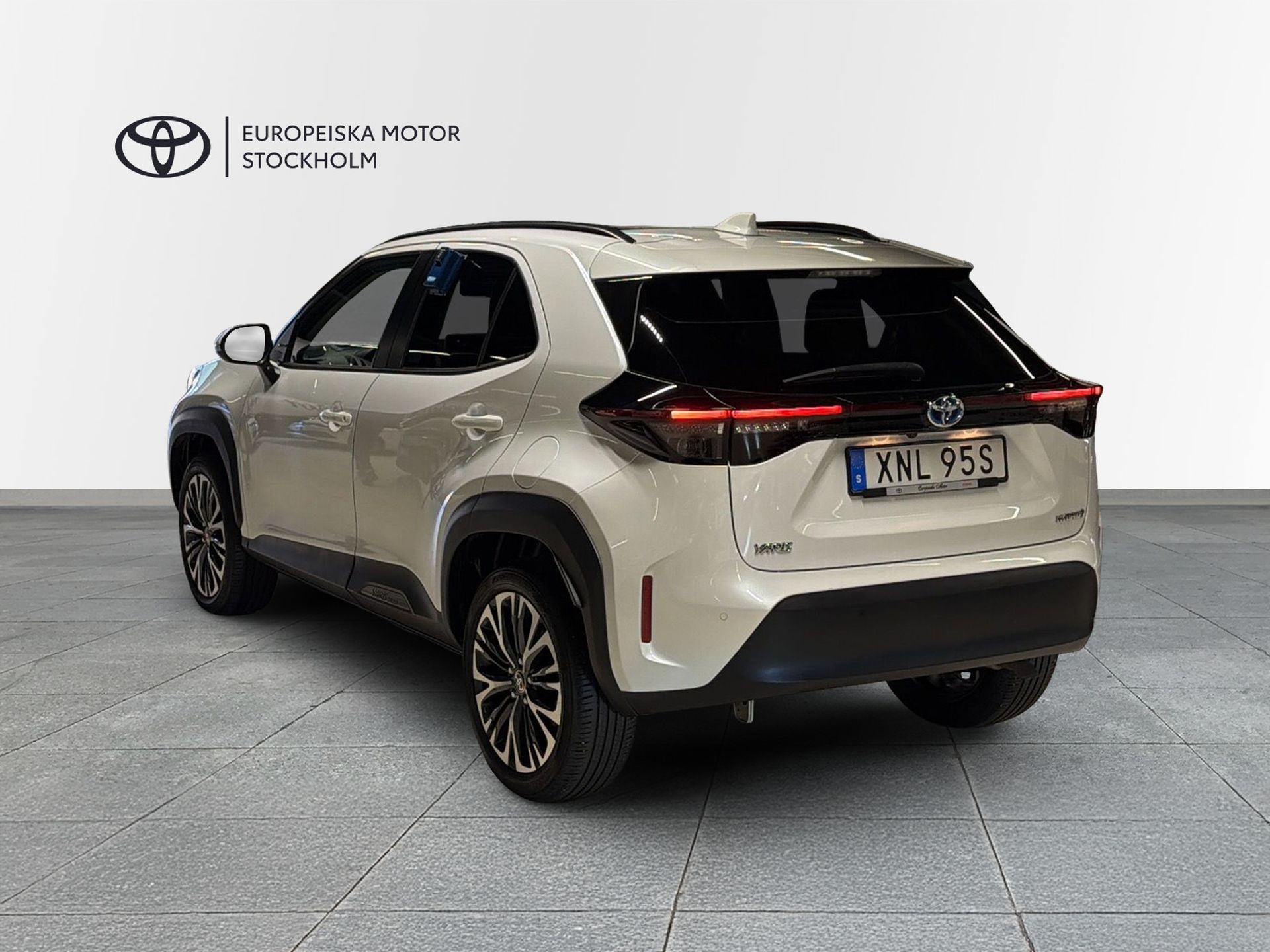 Toyota Yaris Cross Hybrid 2023, bild 2/10