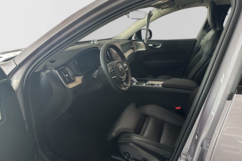 Bild 4 av Volvo XC60 T6 Plus Dark Nordic Edition