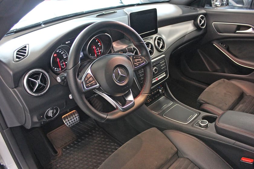 Bild 2 av Mercedes-Benz CLA 220 d 4MATIC Shooting Brake