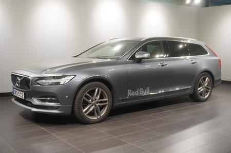 Volvo V90 D5 AWD Inscription Pano B W Skinn Drag Navi