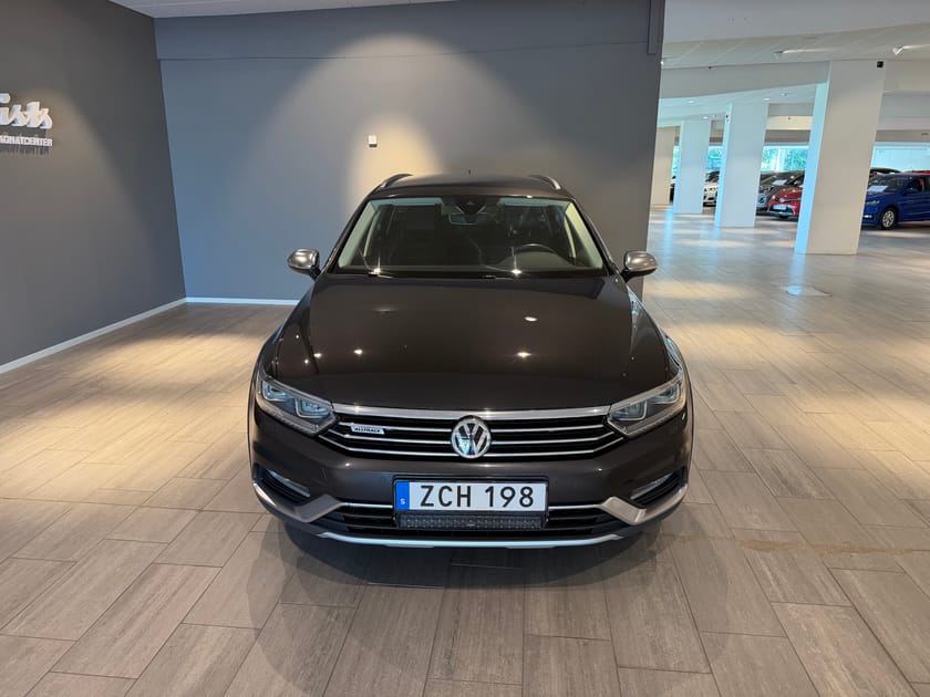 Bild 3 av Volkswagen Passat Alltrack 190hk, Drag, V-hjul, Carplay