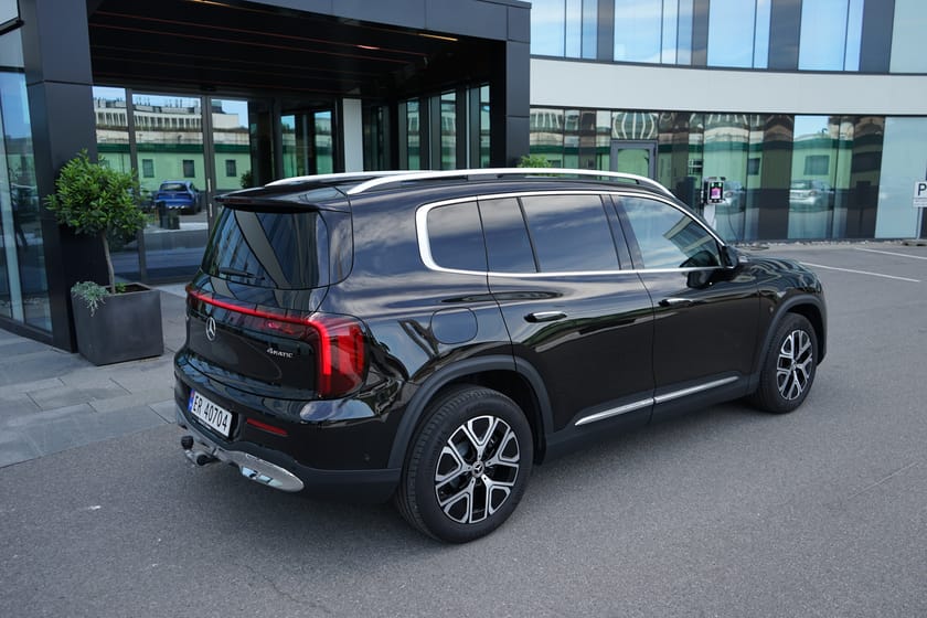 Bilde 4 av Mercedes-Benz GLB 350 4MATIC EQ GLB350 - 7 seter - Godt utstyrt !