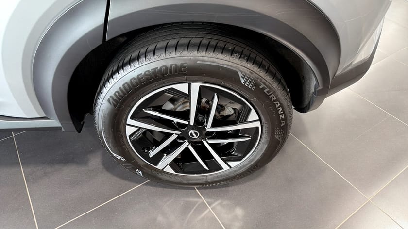 Bild 5 av Nissan Juke DIG-T 114HP 7DCT N-CONNECTA + NAVI MY24