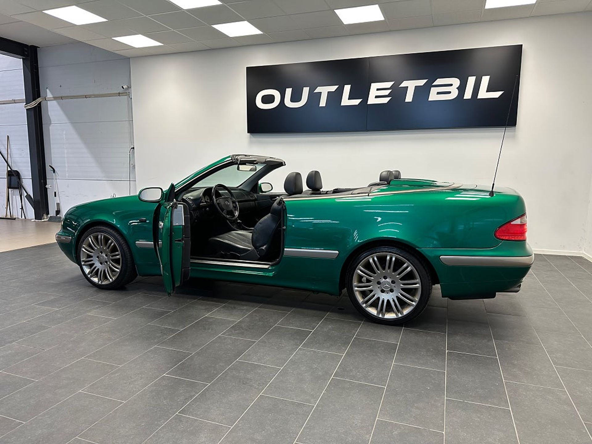 Mercedes-Benz CLK 200 Cabriolet 1999, bild 6/10
