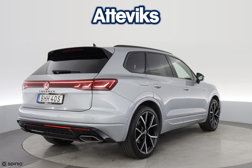 Bild 3 av Volkswagen Touareg R-LINE V6 TDI 4MOTION 286hk *Luftfjädring/Dynaudio