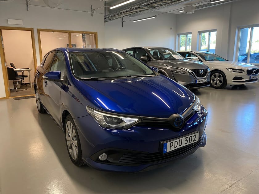 Bild 3 av Toyota Auris Hybrid e-CVT Executive Kamera Nyservad