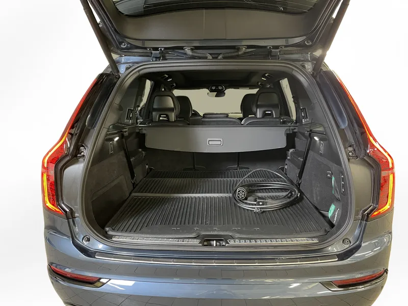Bild 10 av 17 – Volvo XC90 T8 Ultra Black Edition