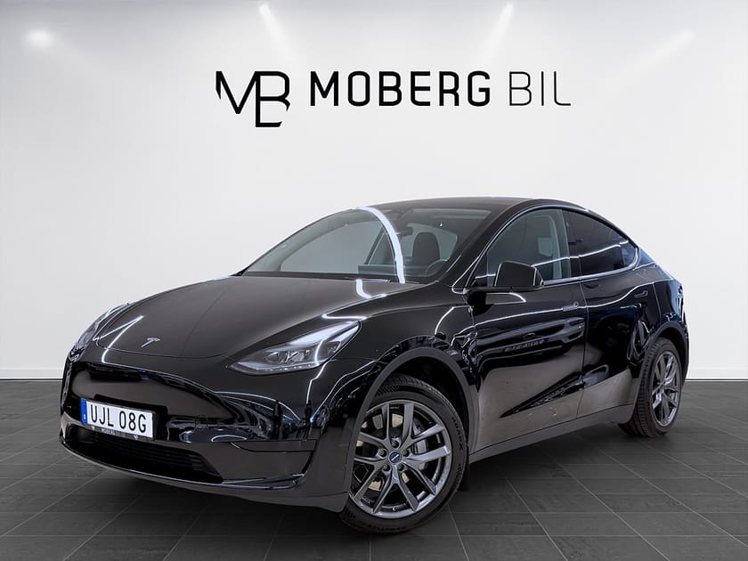 Bild 3 av Tesla Model Y Standard Range RWD 299hk Pano Läder Drag B-Kamera