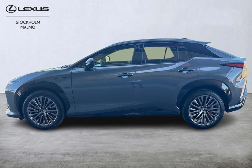 Bild 3 av Lexus RZ 450e Executive Teknikpaket Bi-tone 360-kamera P-värme Elbil