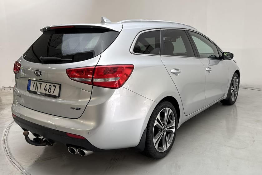 Bild 3 av Kia cee'd_sw Cee'd 1.6 CRDi SW (136hk) GT-Line GPS B-Kam