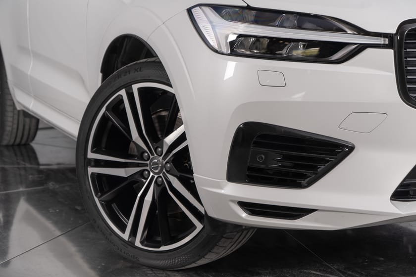 Bilde 4 av Volvo XC60 T8 TE R-Design. Krok/21" alu/Harman Kardon/Aktive lys