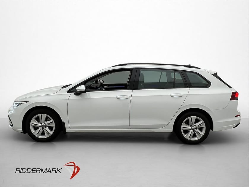 Bild 4 av Volkswagen Golf Sportscombi 1.5 eTSI Drag Kamera Adaptiv-Fart CarPlay