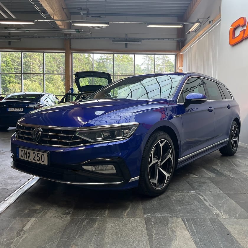 Bild 5 av Volkswagen Passat Sportscombi SC 2.0 TDI 4M GT R-Line Backkamera Värmare Apple Drag