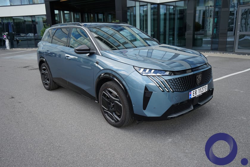 Bilde 3 av Peugeot E-5008 Dual Motor