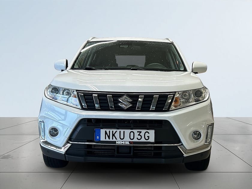 Bild 2 av Suzuki Vitara 1.0 Boosterjet AllGrip Mvärmare B-kamera Kamkedja S&V