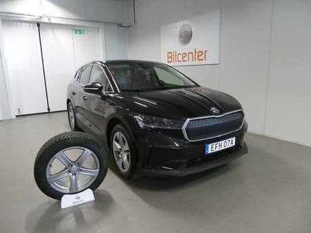Škoda Enyaq iV 80 Skoda iV80 Värmare-Drag-Kamera-Navi-Rattvärme-SoV