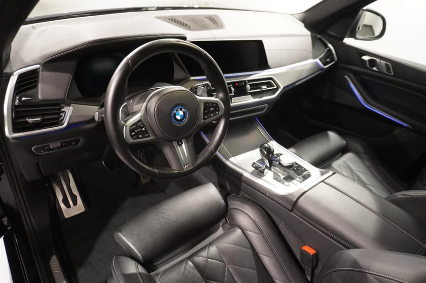 Bild 2 av BMW X5 xDrive45e iPerformance M Sport H K Kamera Drag 20 DA