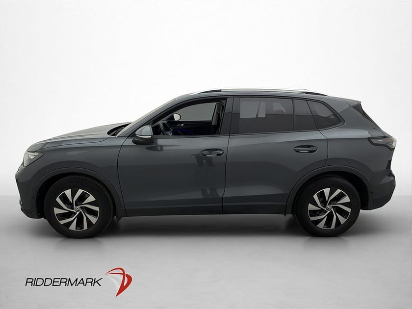 Bild 5 av Volkswagen Tiguan eTSI 150hk Life Ambient Kamera Drag MOMS