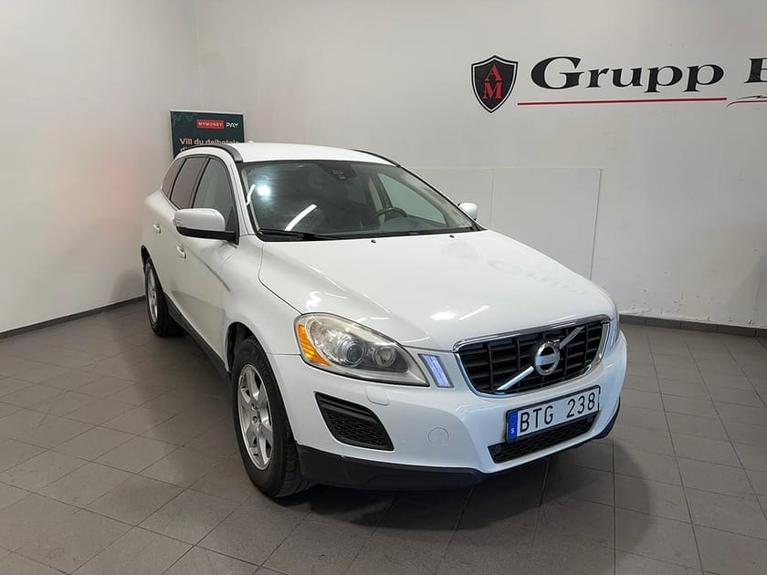 Bild 4 av Volvo XC60 D4 AWD Geartronic Momentum Euro 5