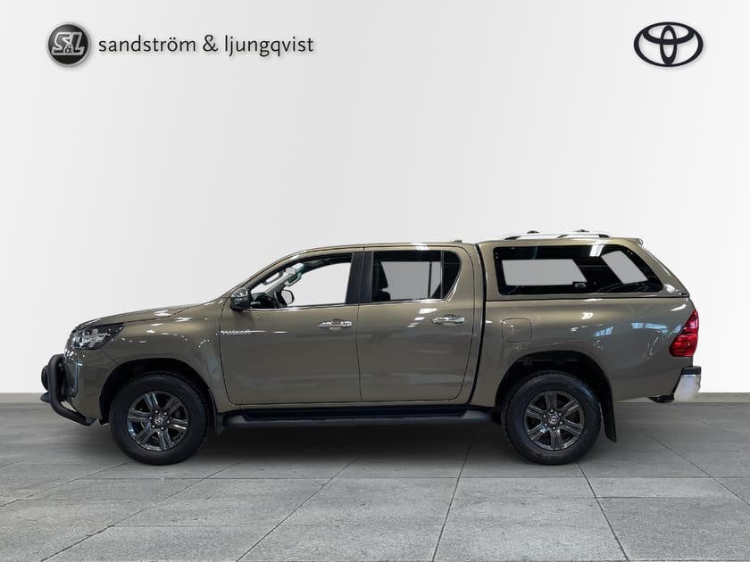 Bild 4 av Toyota Hilux Dubbelhytt D-CAB 2,8 TURBO D-4D, ADBLUE 4WD AUTOMAT HERO