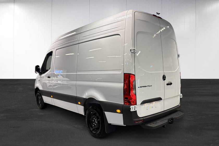 Bild 3 av Mercedes-Benz eSprinter 414 81 kWh