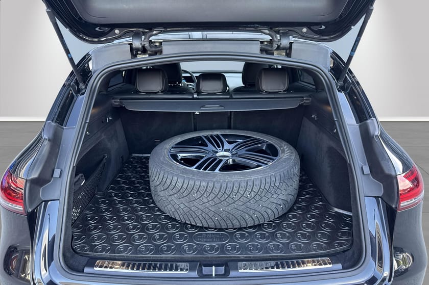 Bilde 5 av Mercedes-Benz EQC 400 4MATIC |HUD|Pano|Burmeister|Minne|Klimaseter|Cruise|+++