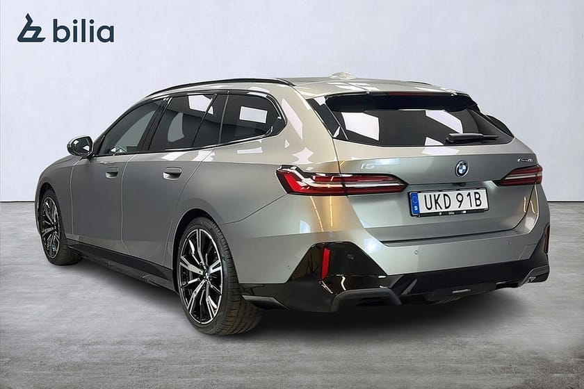 Bild 5 av BMW i5 eDrive40 Touring Touring/ M Sport Business/ Bowers/ Drag