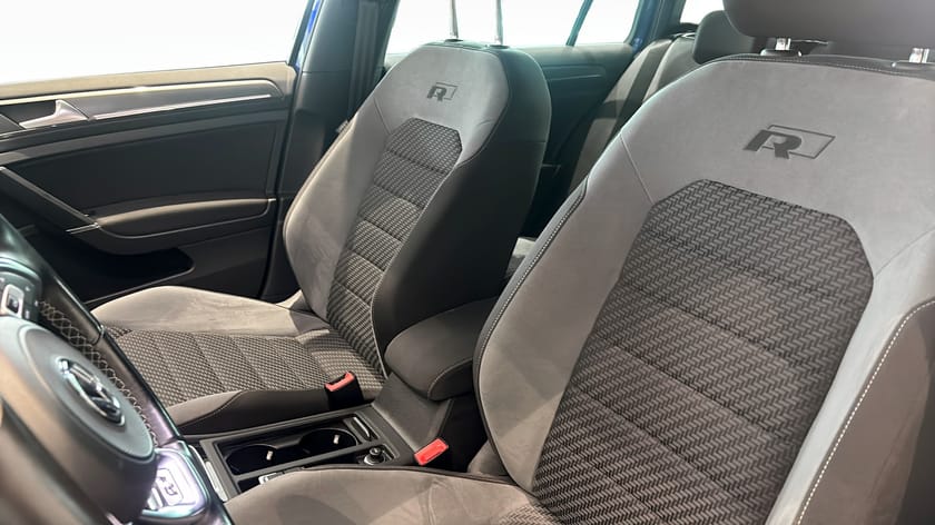 Bild 4 av Volkswagen Golf Sportscombi GT 1.5 TSI Backkamera/Drag/Värmare