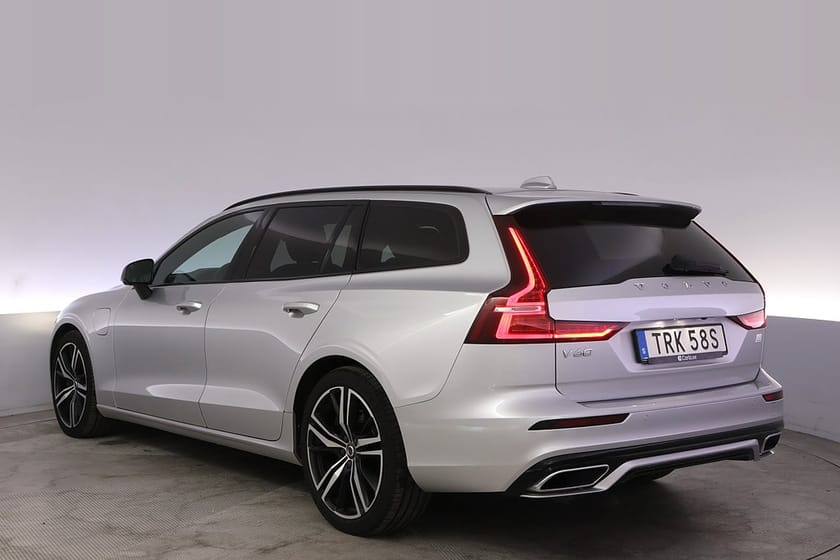 Bild 4 av Volvo V60 Recharge T8 AWD R-Design H/K Pano Elstol Värmare
