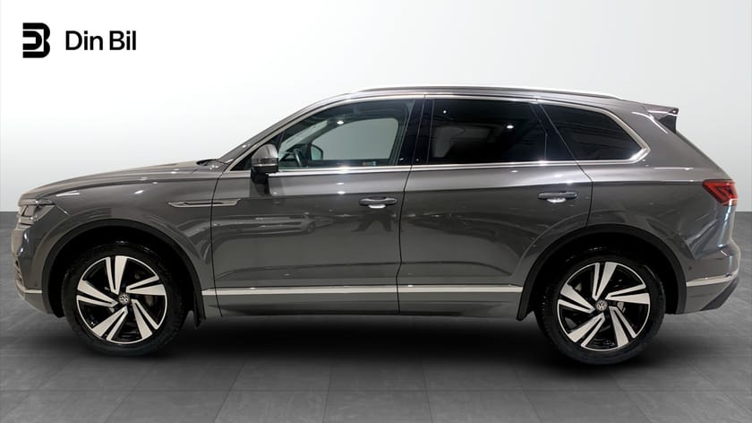Bild 2 av Volkswagen Touareg 3.0 V6 TDI 286 4M Värmare IQ DCC HuD Drag