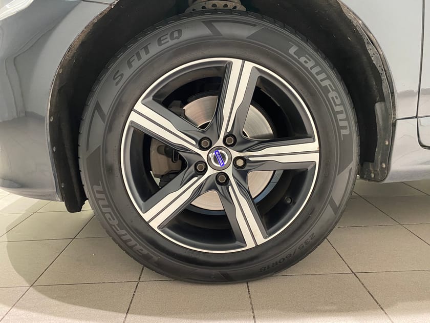 Bild 5 av Volvo XC60 D4 AWD Classic R-Design