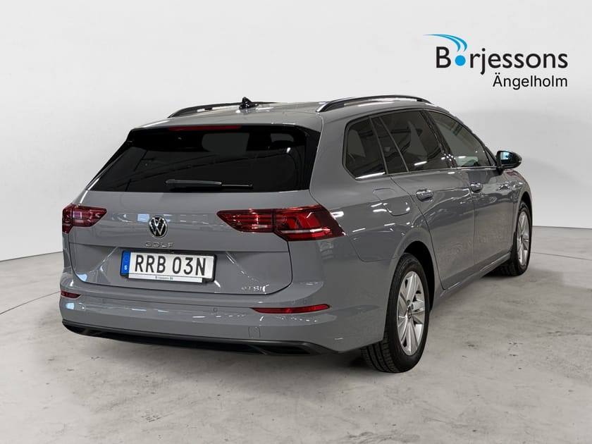 Bild 3 av Volkswagen Golf Sportscombi 1.5 eTSI 150 HK DSG Drag