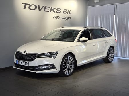 Škoda Superb iV Kombi L&K 1.4 TSI DSG 218hk |Moms|Läder