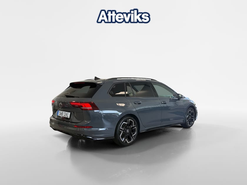 Bild 3 av Volkswagen Golf Sportscombi R-Line TSI 150hk *Drag/Keyless/P.Värm*
