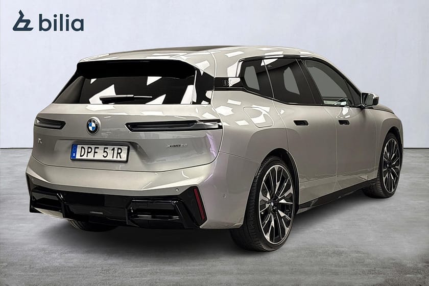 Bild 5 av BMW iX xDrive60 M Sport PRO/23"/B&W7Heat Comfort/Panorama mm