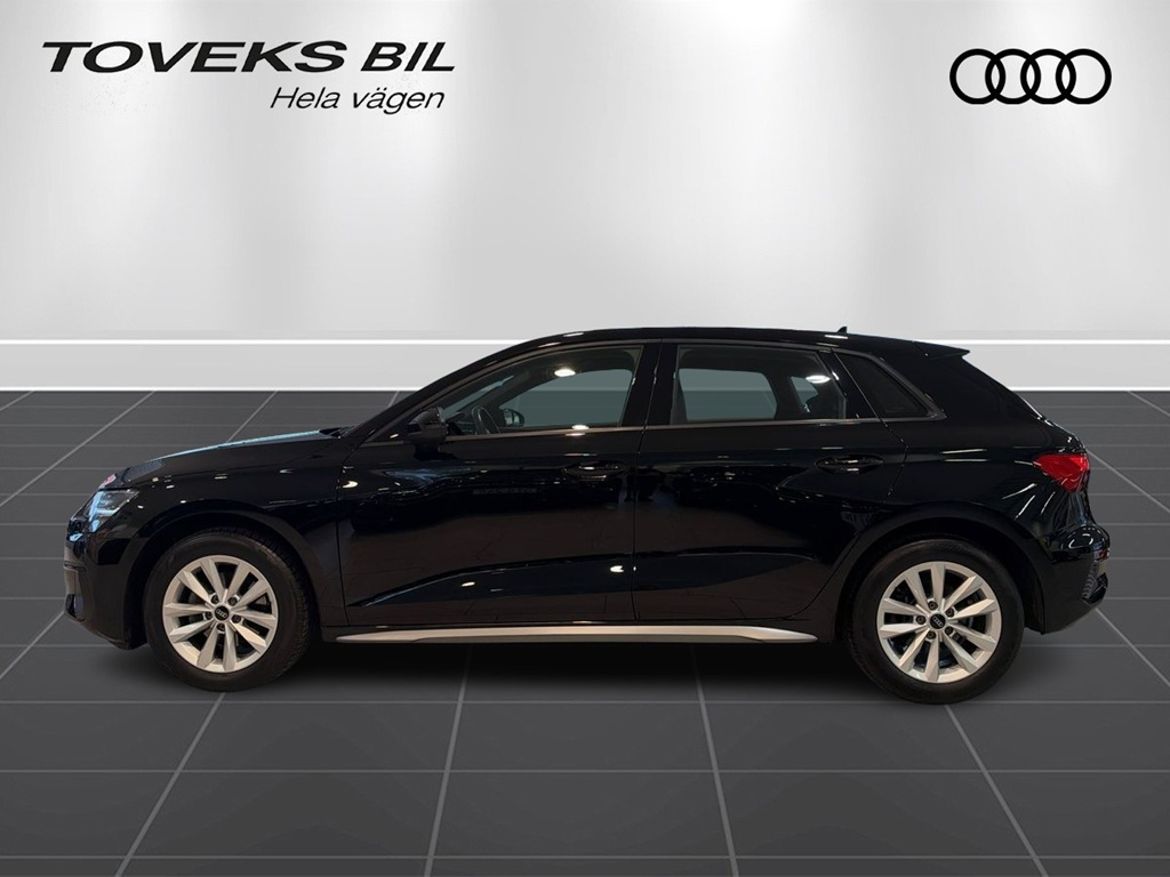 Audi Audi A3 Sportback 35 TFSI — bild 2