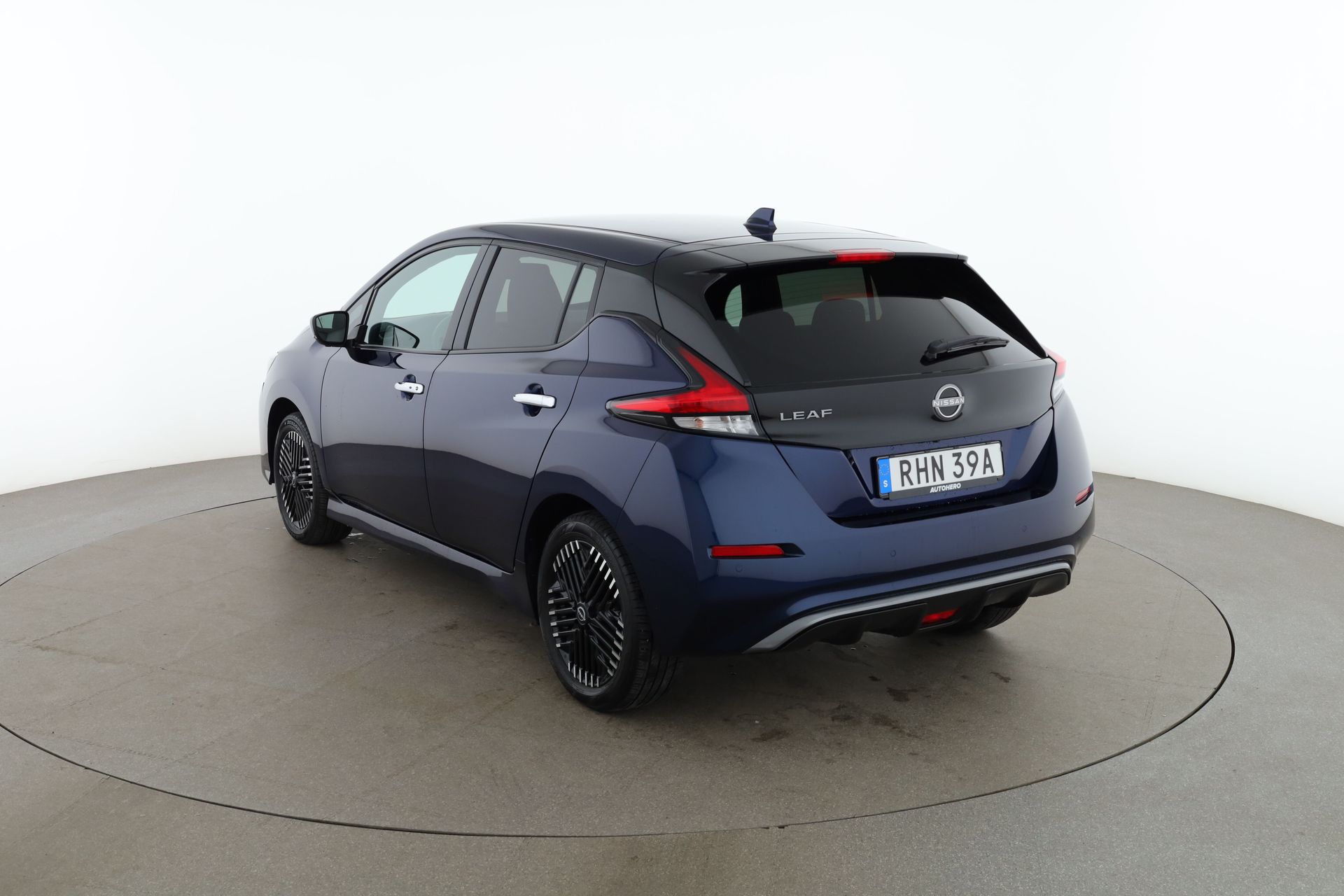 Nissan Leaf N-Connecta / 360 2024, bild 3/10