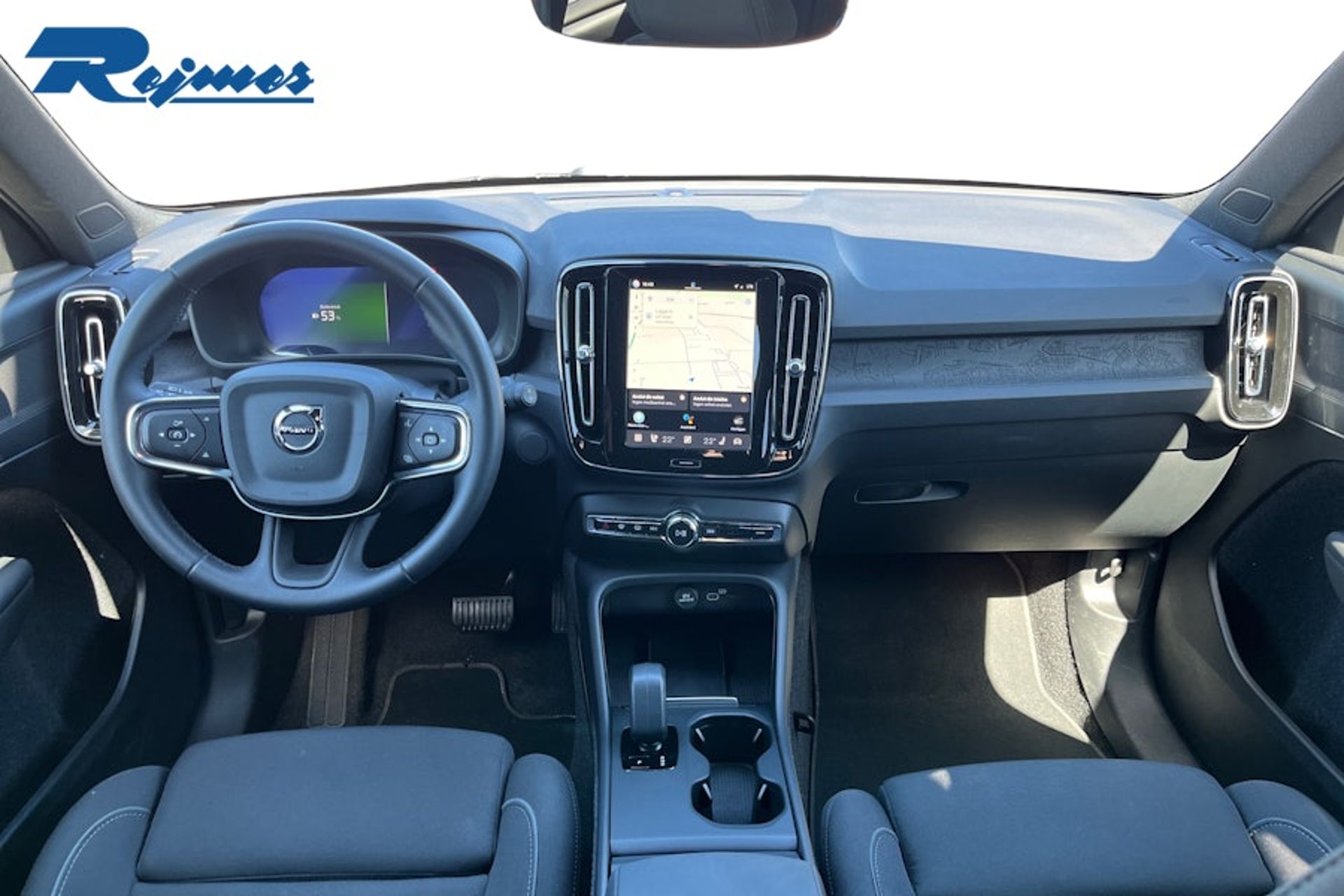 Volvo EX40 Single Motor Extended Range 2025, photo 7/10