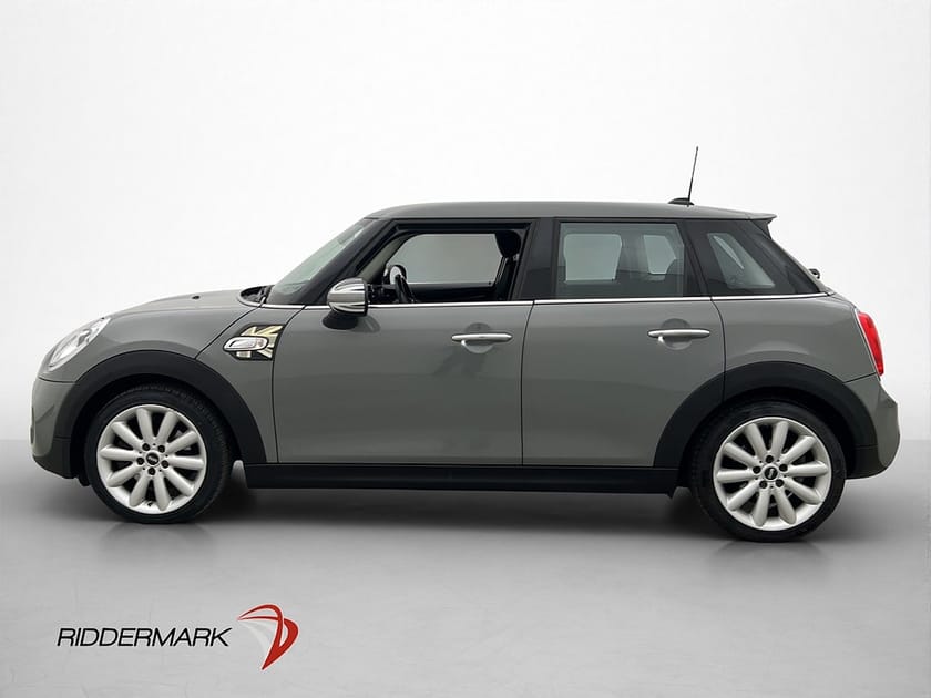 Bild 4 av MINI Cooper S Automatisk 192hk Navi Halvskinn