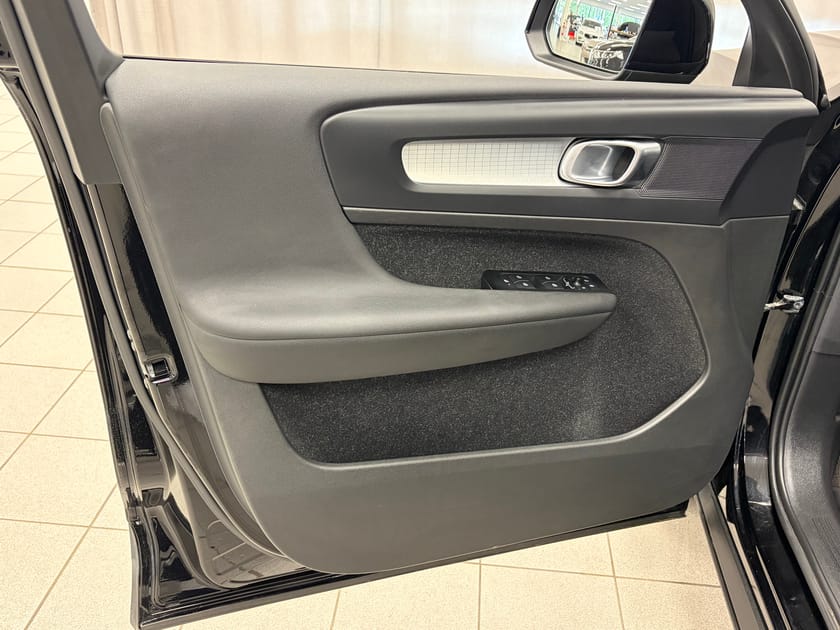 Bild 5 av Volvo XC40 T2 FWD Momentum