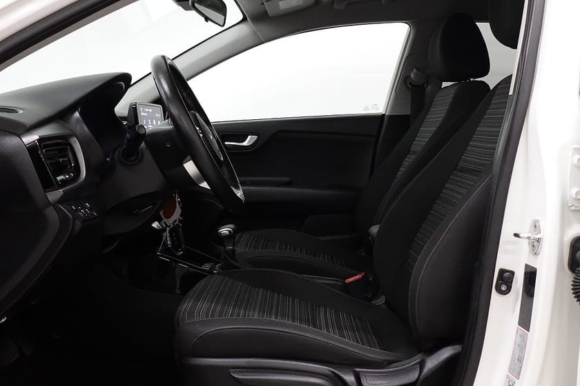 Bild 4 av Kia Stonic 1.0 T-GDI DCT Advance Kamera Farthållare 1ägare FullSer