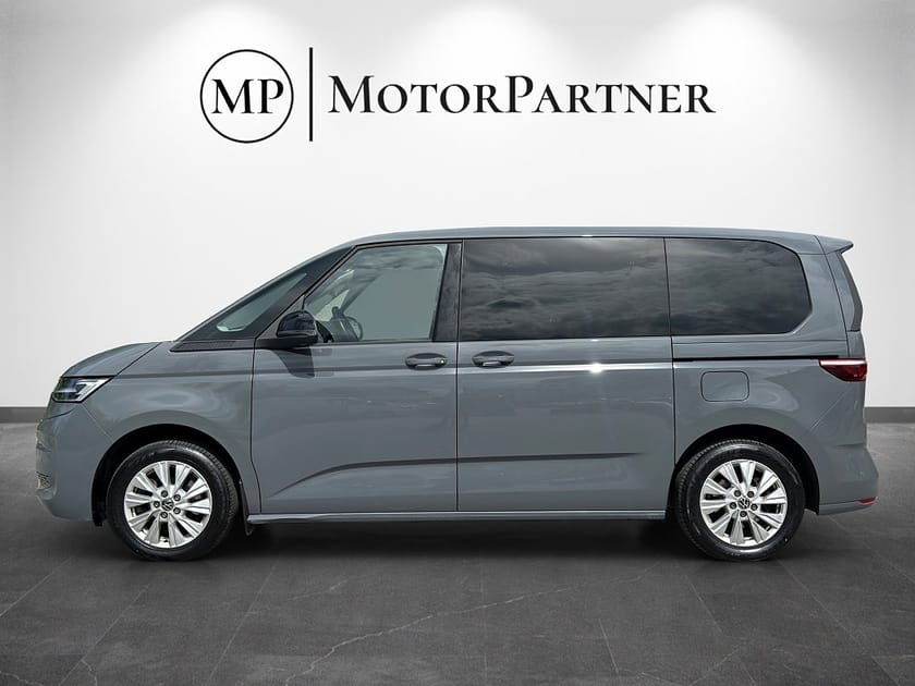 Bild 4 av Volkswagen Multivan eHybrid 1.4 TSI Plug-in Hybrid Panorama Kamera 7 Sits