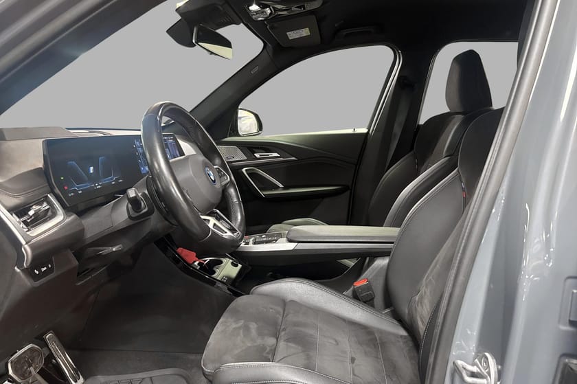 Bilde 4 av BMW iX1 xDrive30 Fully Charged M-Sport, ComfAcc, H/K, El-Seter