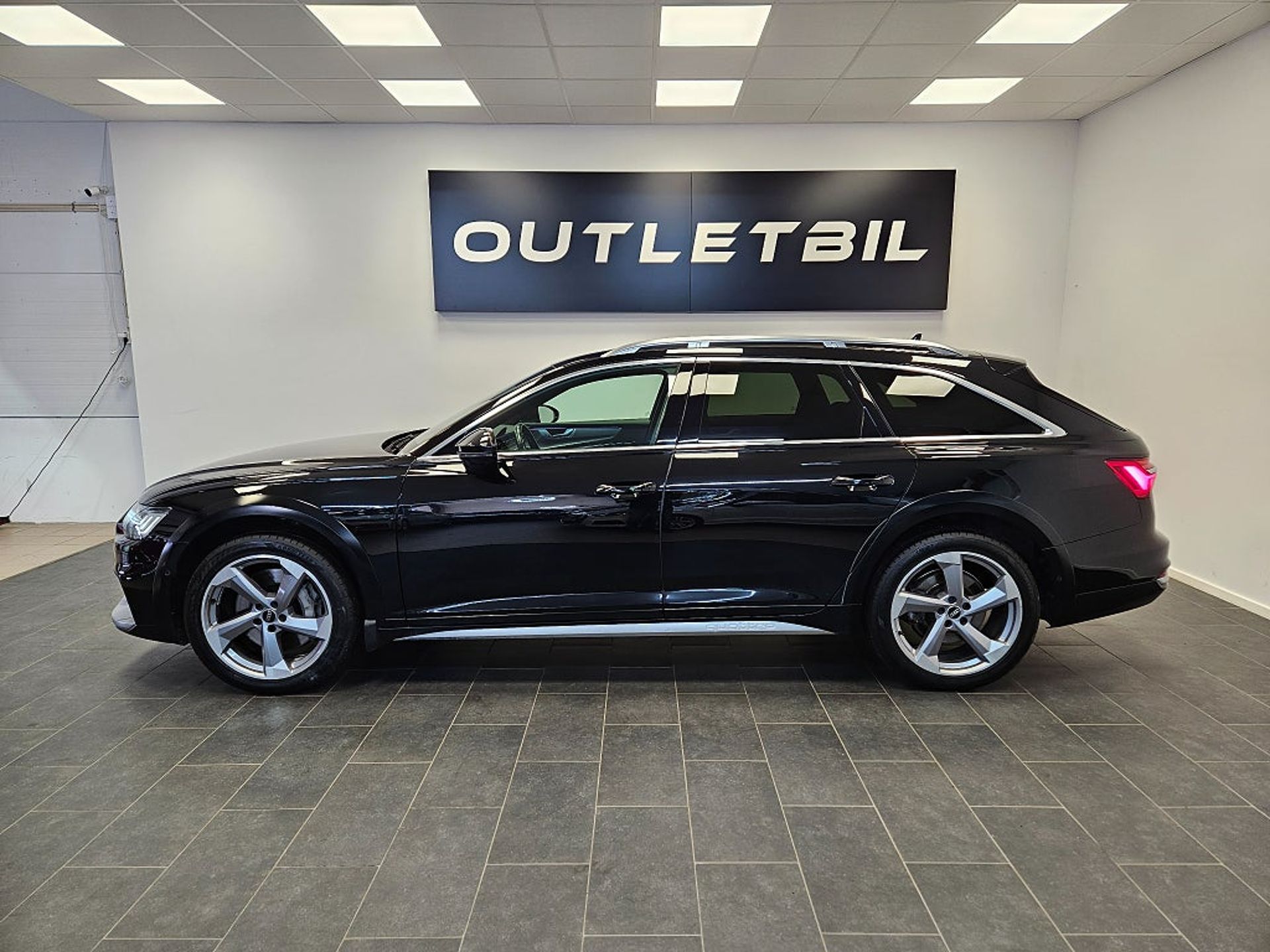 Audi A6 allroad 2021, bild 2/30