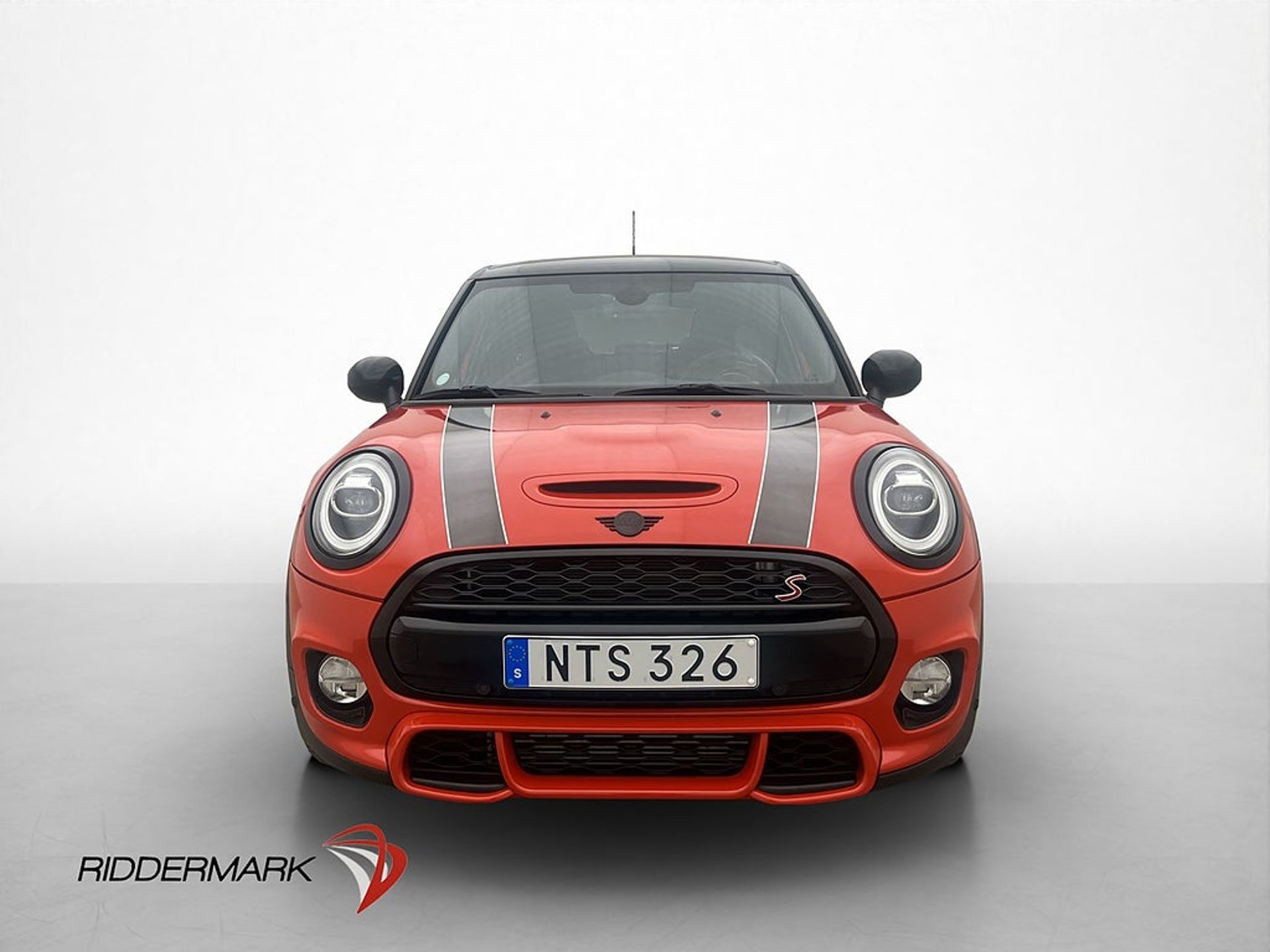 MINI Cooper S 2019, photo 2/28