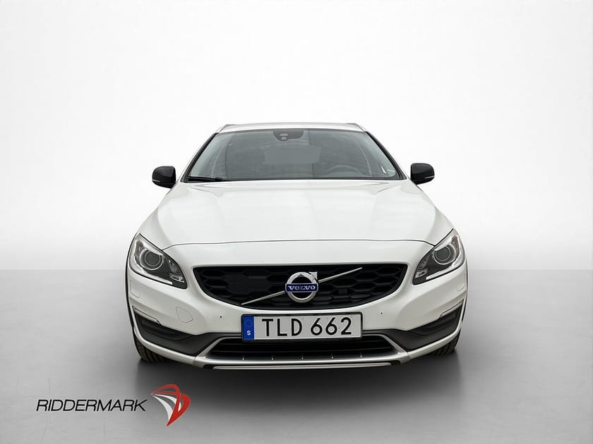 Bild 3 av Volvo V60 Cross Country D4 AWD Momentum VOC Värm Skinn Drag