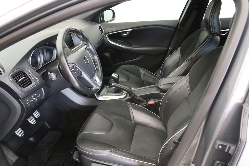 Bild 4 av Volvo V40 D3 R-Design Edt/Klimatpkt/Värmare
